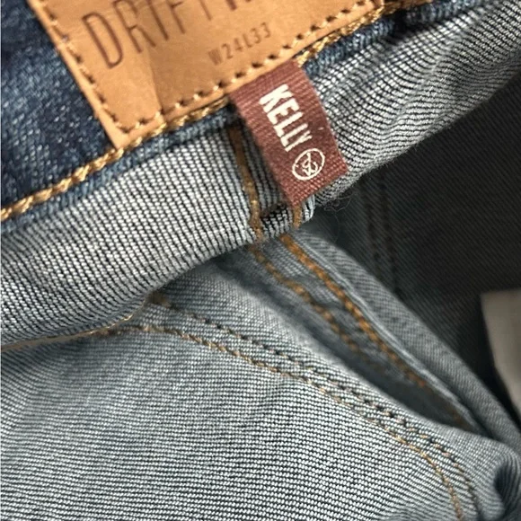 Driftwood Denim Kelly Bootcut Jeans. - Picture 4 of 4